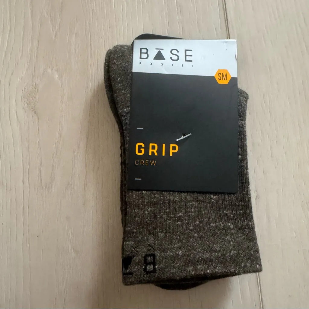 NWT Base 33 Crew Grip Socks Yoga Barre Pilates Unisex Size Small Gray - Image 2