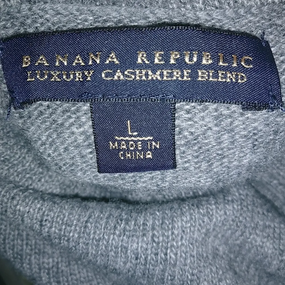 Banana Republic L Luxury Cashmere Blend Ribbed Pullover Turtleneck Sweater Gray - Image 8