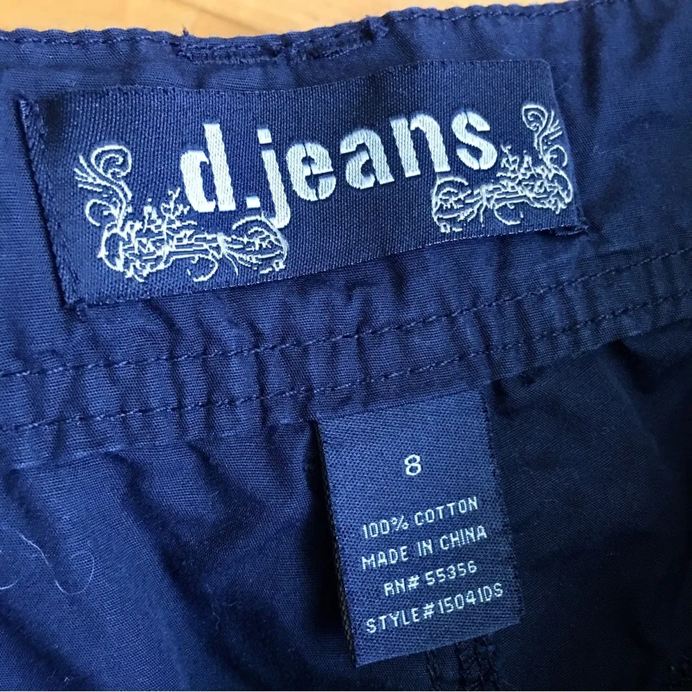 d. jeans Cropped Cargo Capri Pants, Black, Size 8 - Image 9