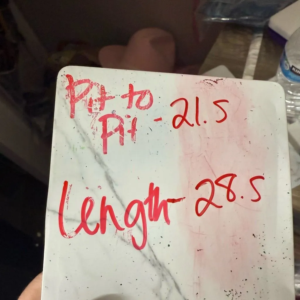 Vintage Talbots Women’s Large Maroon Floral Velvet Longsleeve Top - Image 5