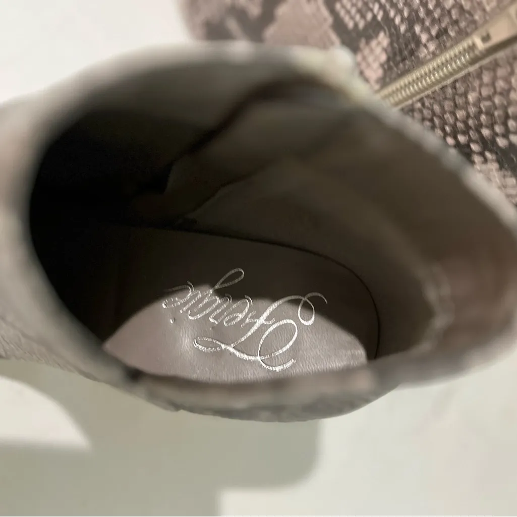 Snakeskin Pattern Ankle Boots - Image 3