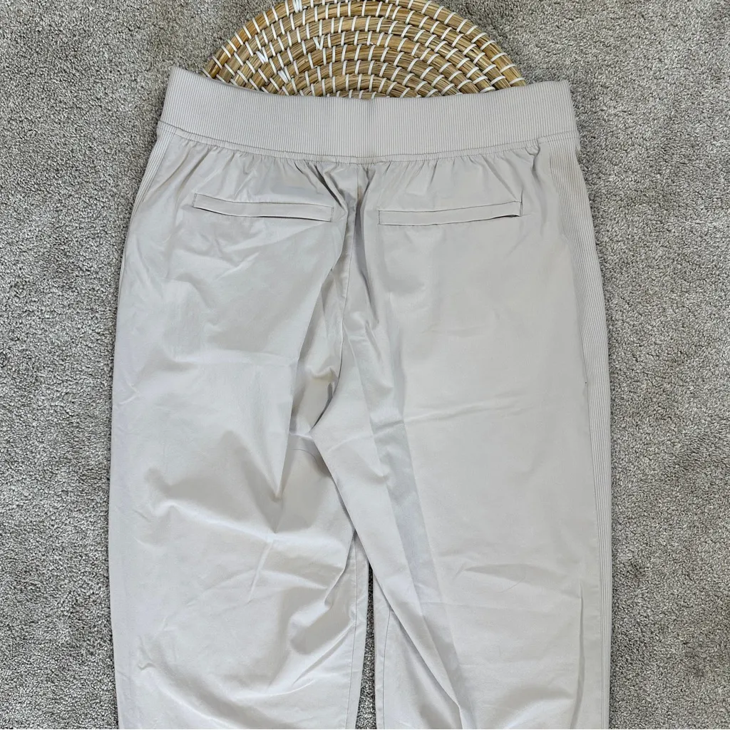 Athleta Women’s Brooklyn Mid Rise Ankle Pants Pull On UPF 40+ in Abalone Grey 6 - Image 7