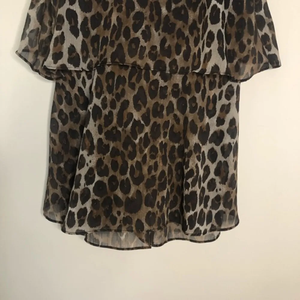 DO+BE NEW  Leopard Print Romper - Image 4
