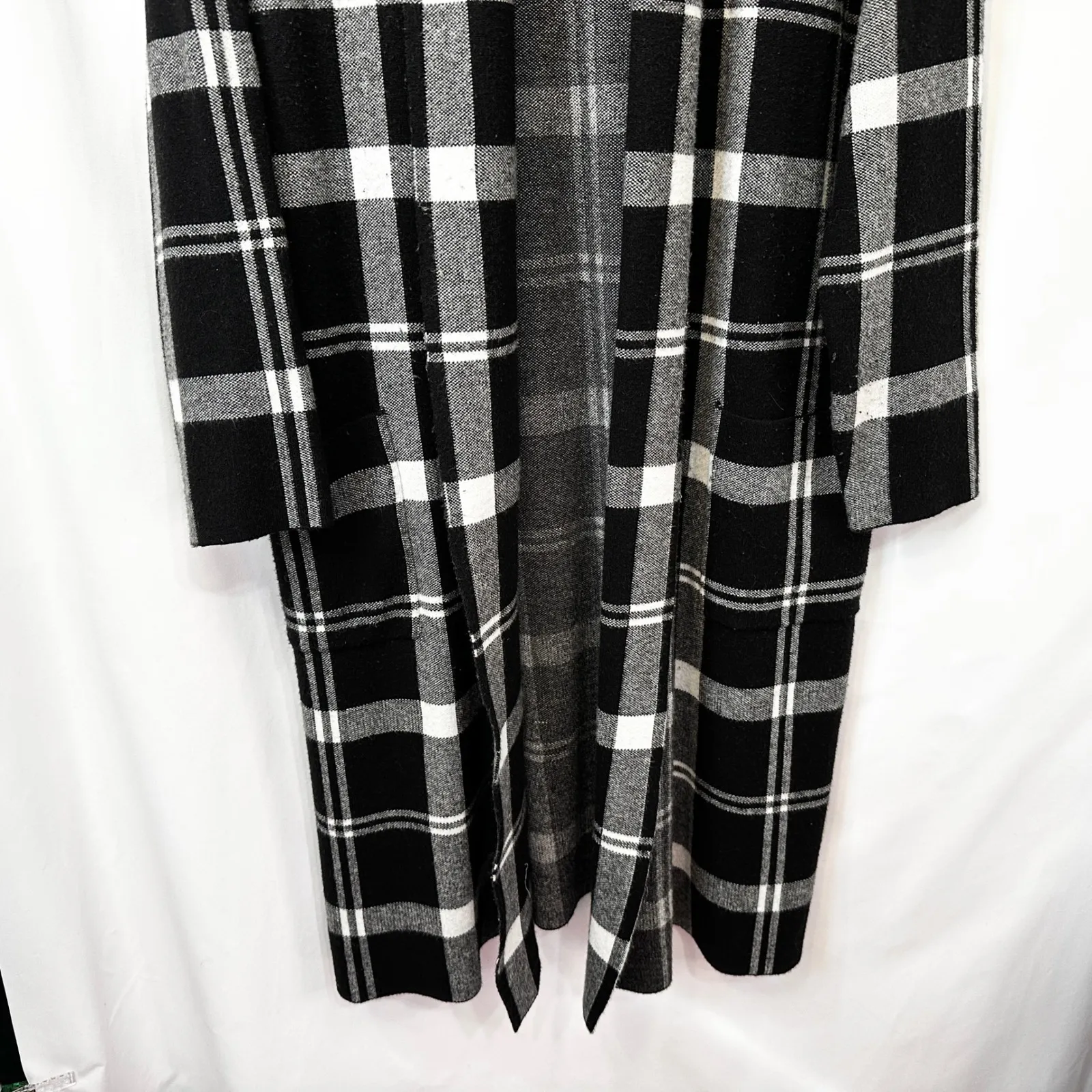 Adrienne Vittadini Plus size 1X Long Cardigan Sweater Plaid Open Front Black D - Image 5