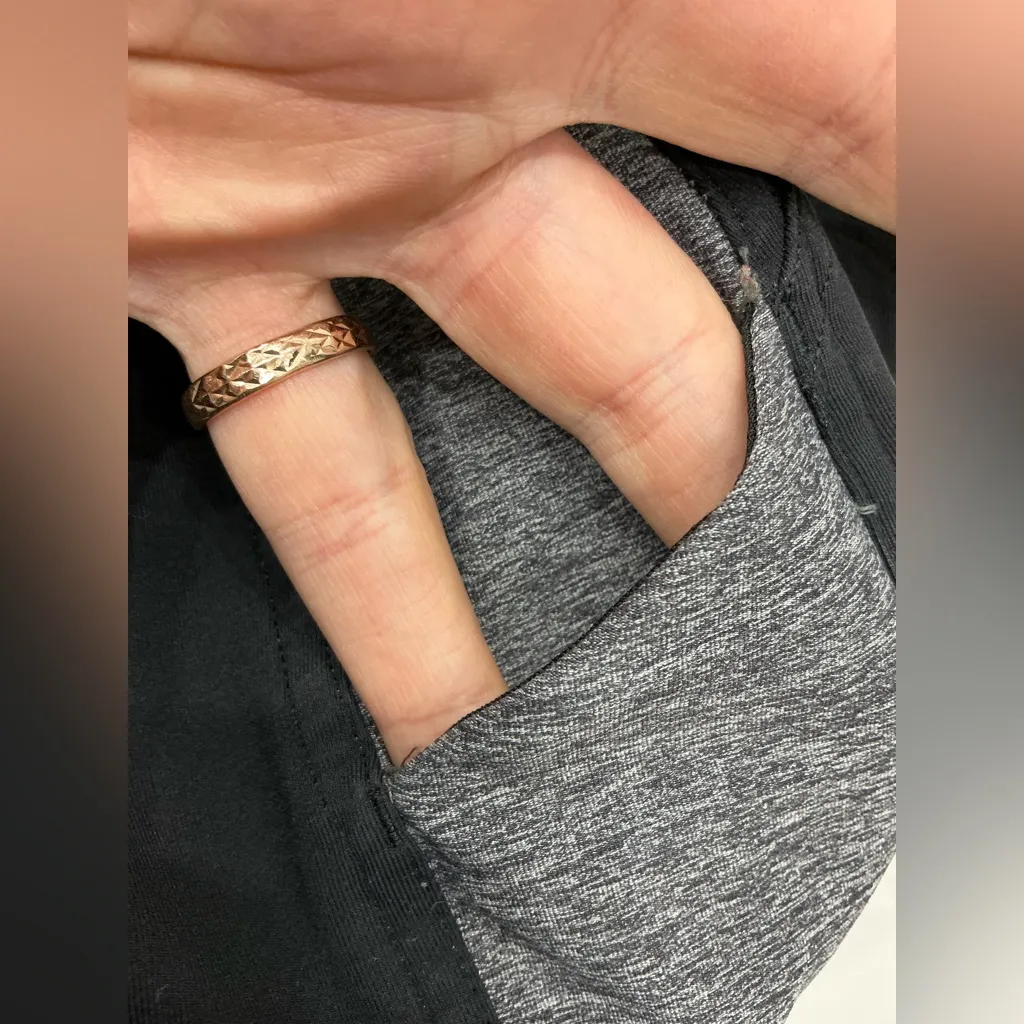 Lululemon leggings🦋 - Image 2