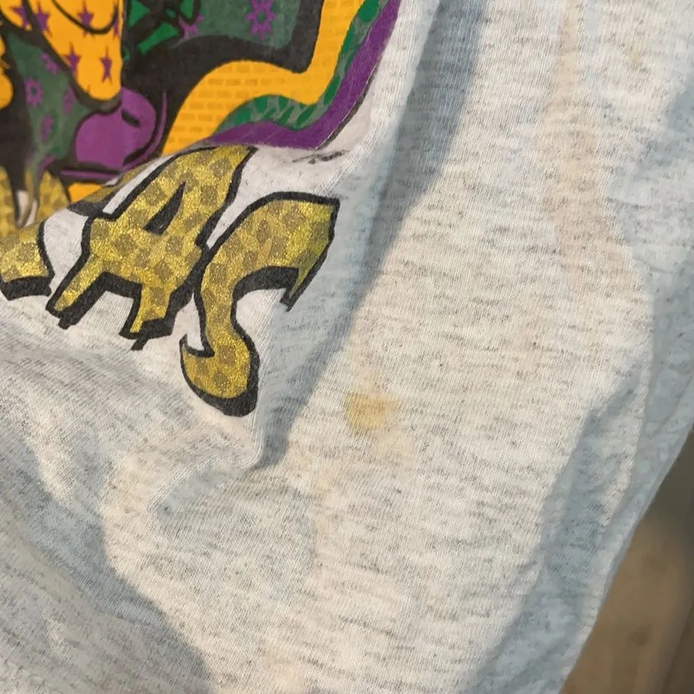 Vintage Mardi Gras Tee Gray - Image 6