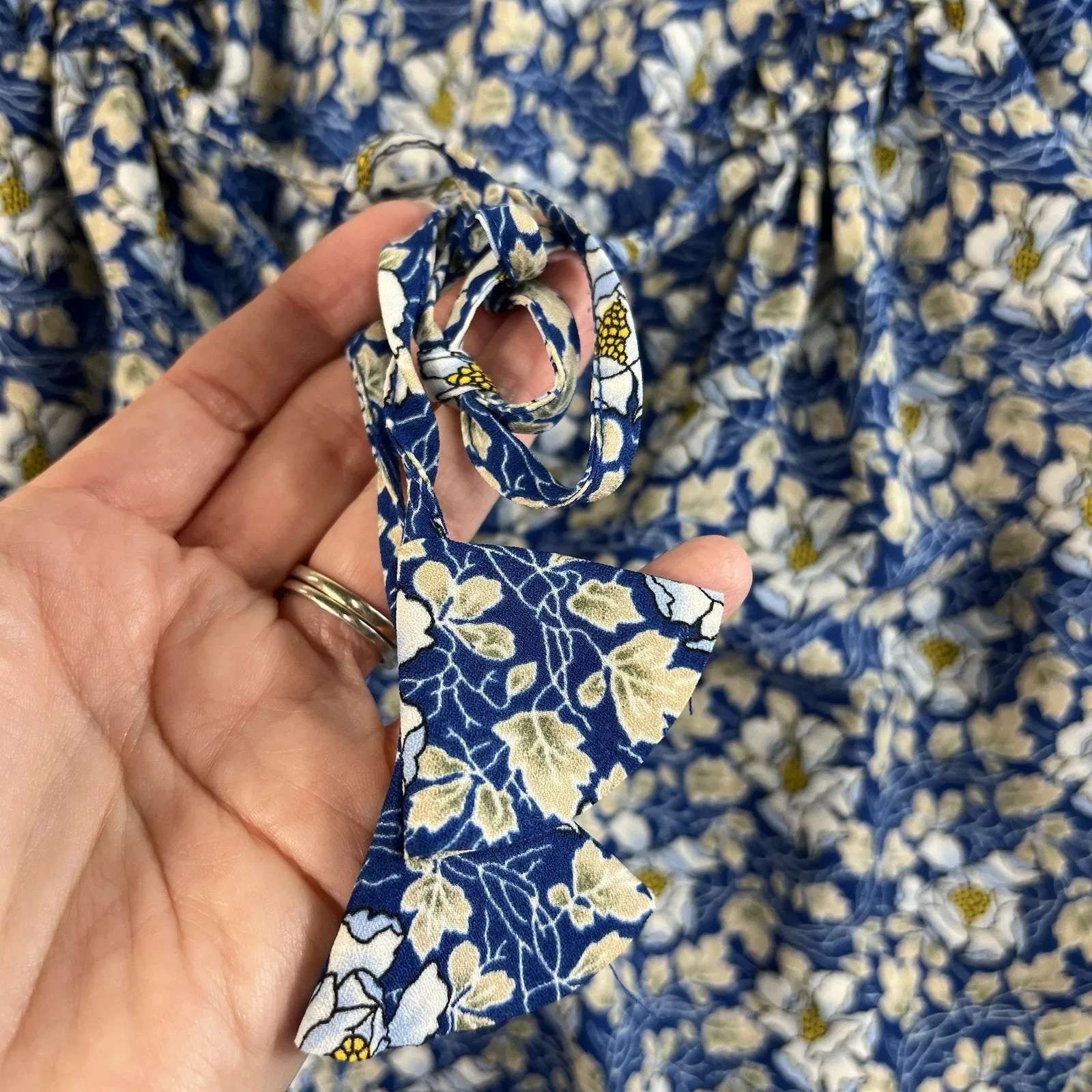 Max Studio Plus 2X Top Elbow Sleeve Ruffle Blouse Blue Floral Peasant Women's - Image 5