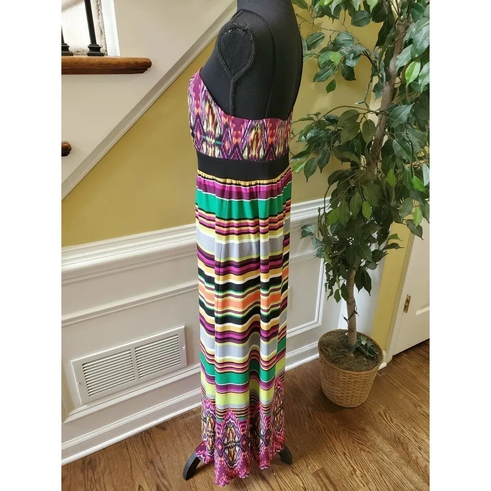 Emma & Michelle Medium Halter Tie Maxi Dress - Image 7