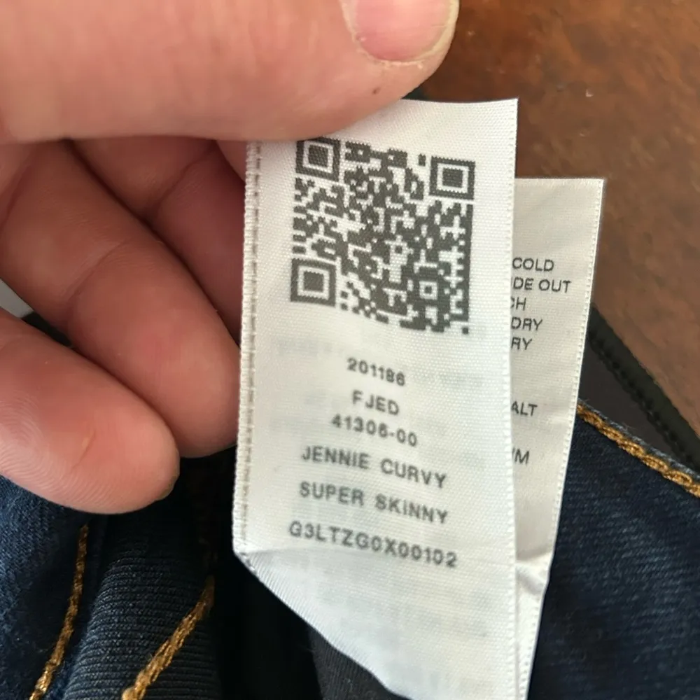 True Religion | Jennie Curve - Midrise skinny | PERFECT condition | Size 25” - Image 10