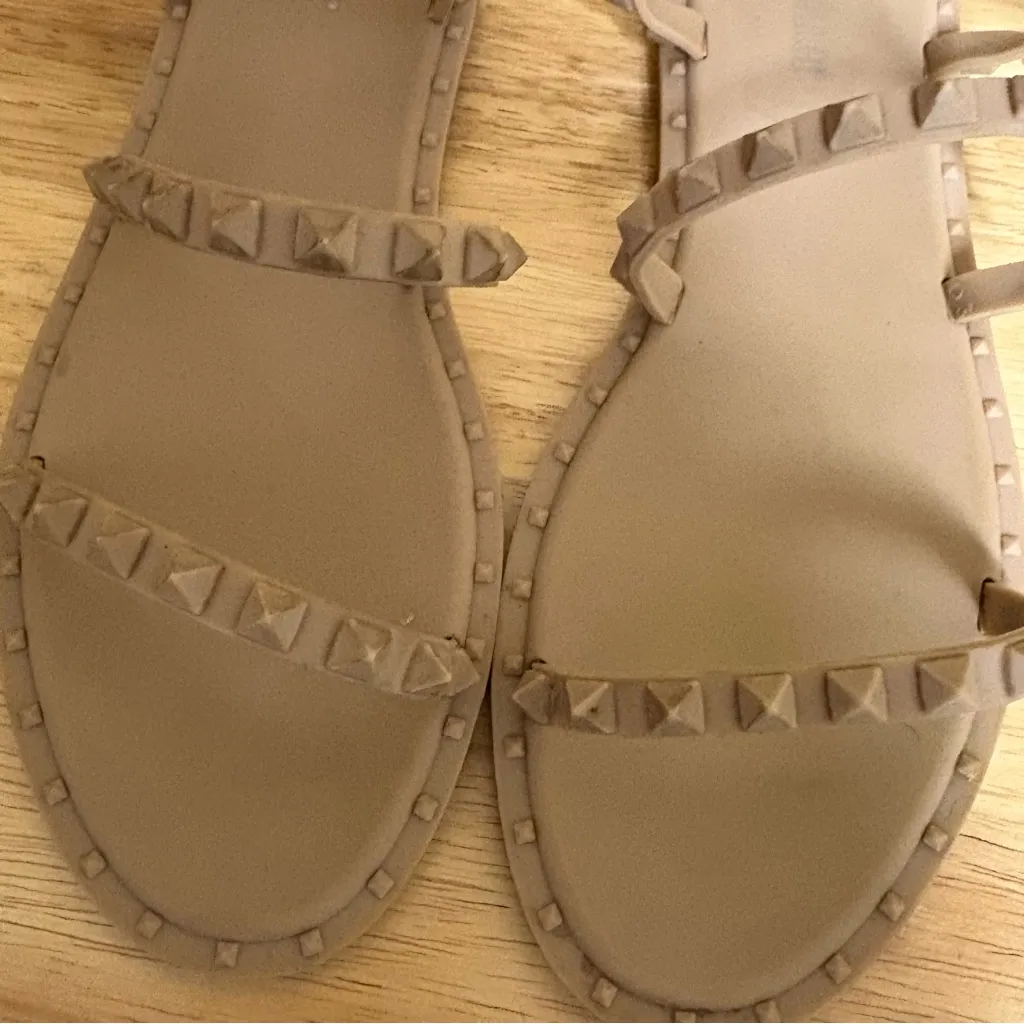 Olivia Miller Tan Studded‎ Sandals Size 10 - Image 3