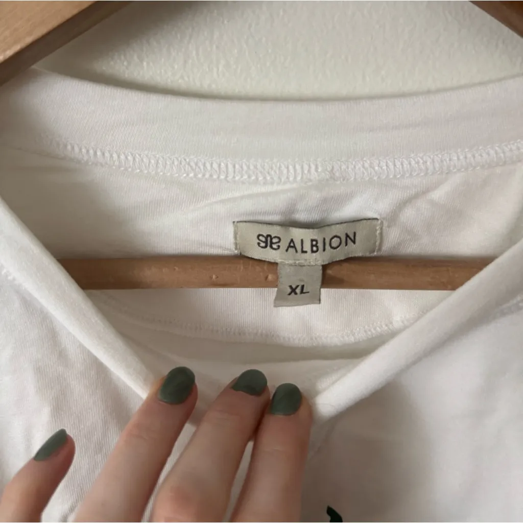 NWT Albion XL Go To Crew Sweatshirt with White Tennis Graphic - Image 5