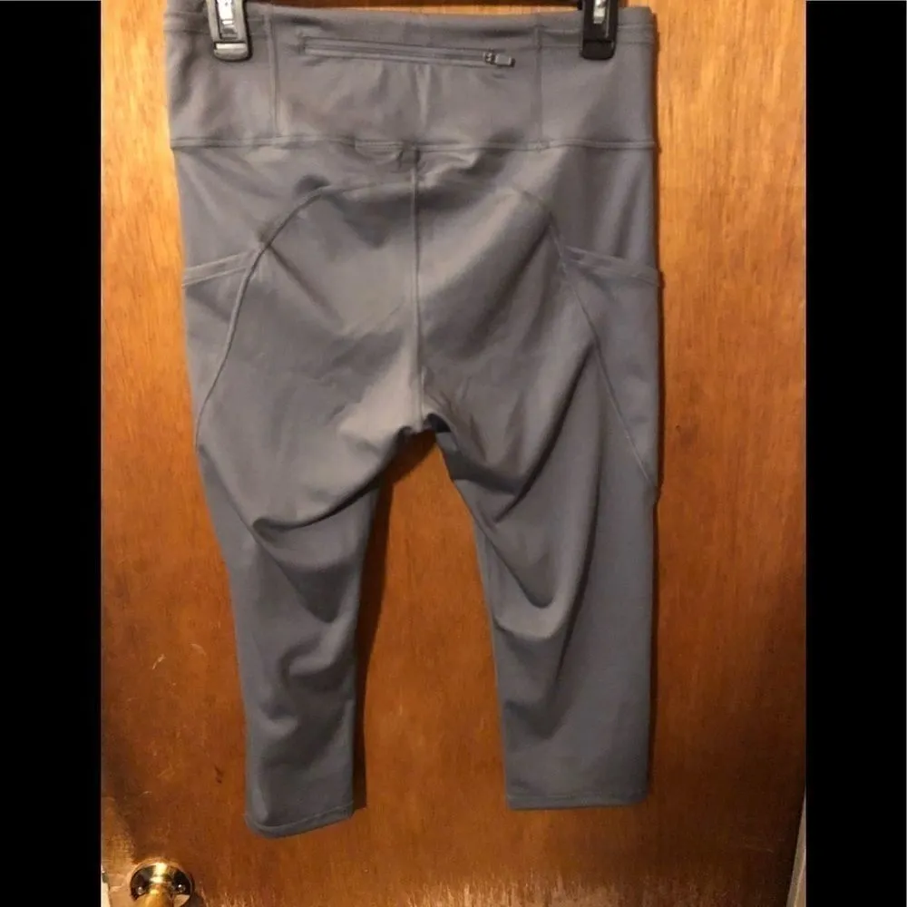 𝅺YELETE work out  Capri leggings - Image 2