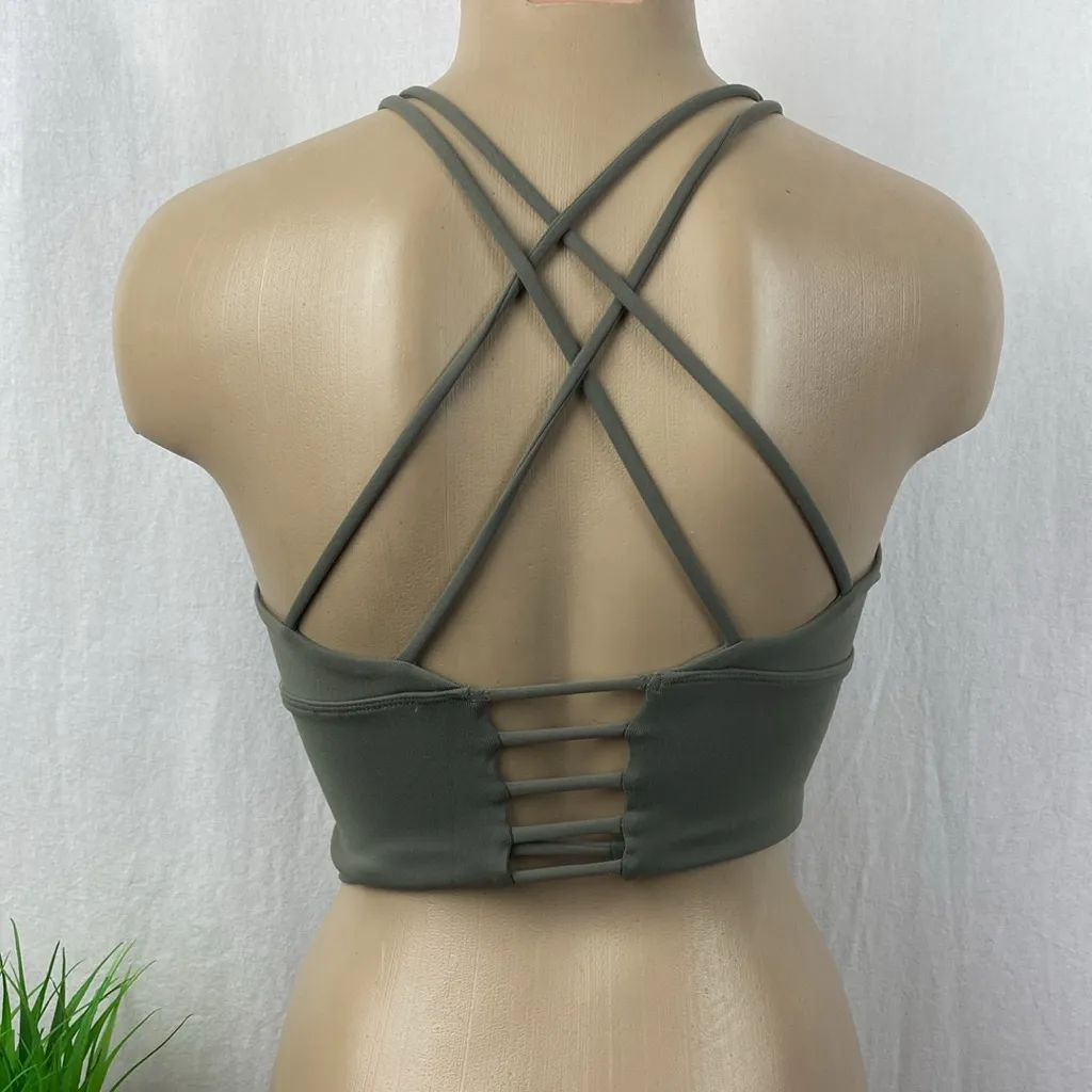 Savvi Army Green Cropped Strappy Athletic Sport Bra Top NEW M Size M - Image 3