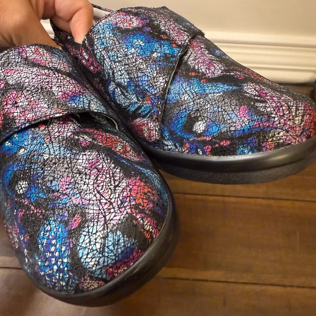 NEW Alegria Multicolor  Slip-On Shoes size 37 - Image 10