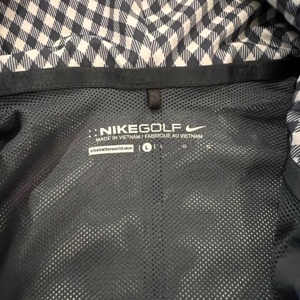 Nike Golf Women's Windbreaker Full Zip Jacket Hooded L‎ - Image 3