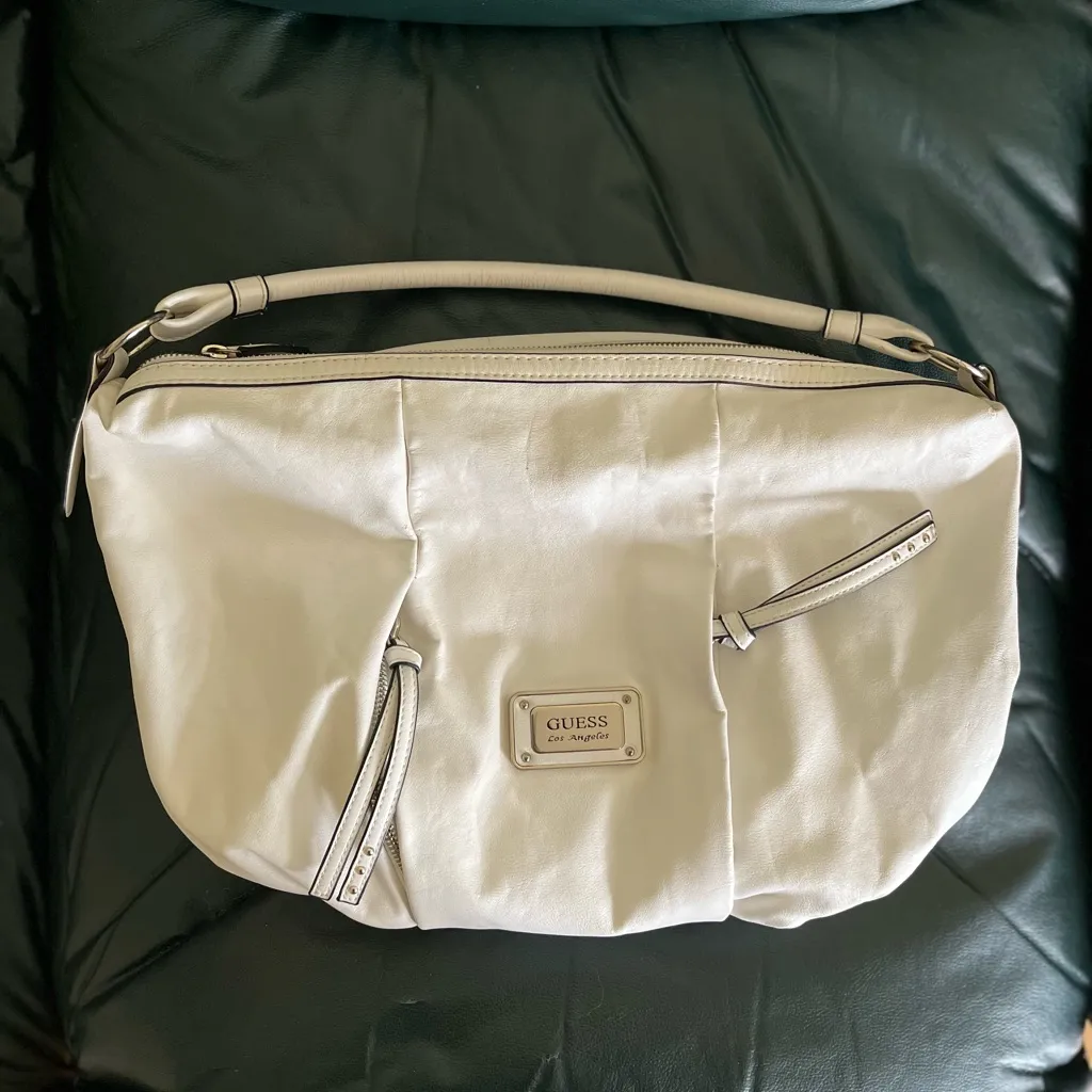 Guess hobo Manila handbag - Image 3
