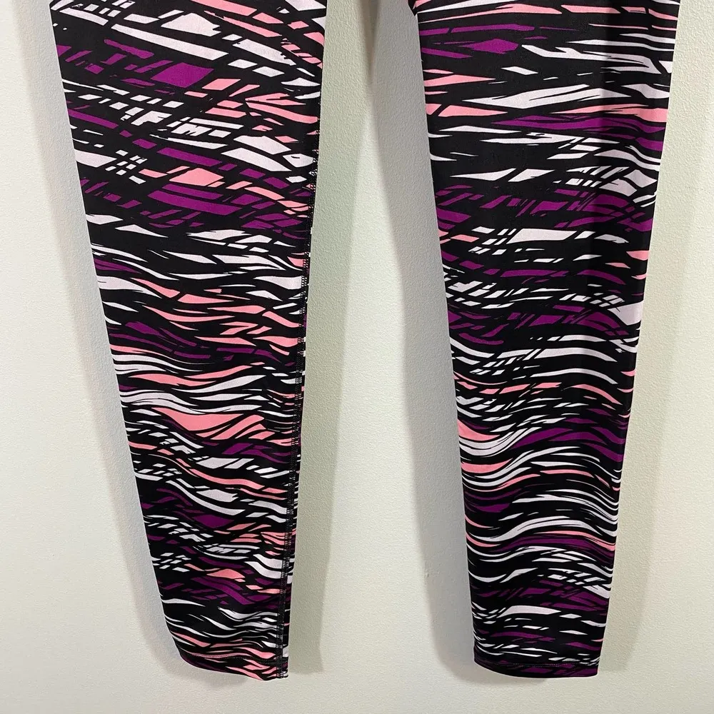 Under Armour  Women's Purple Graphics Pullover Leggings - Image 3