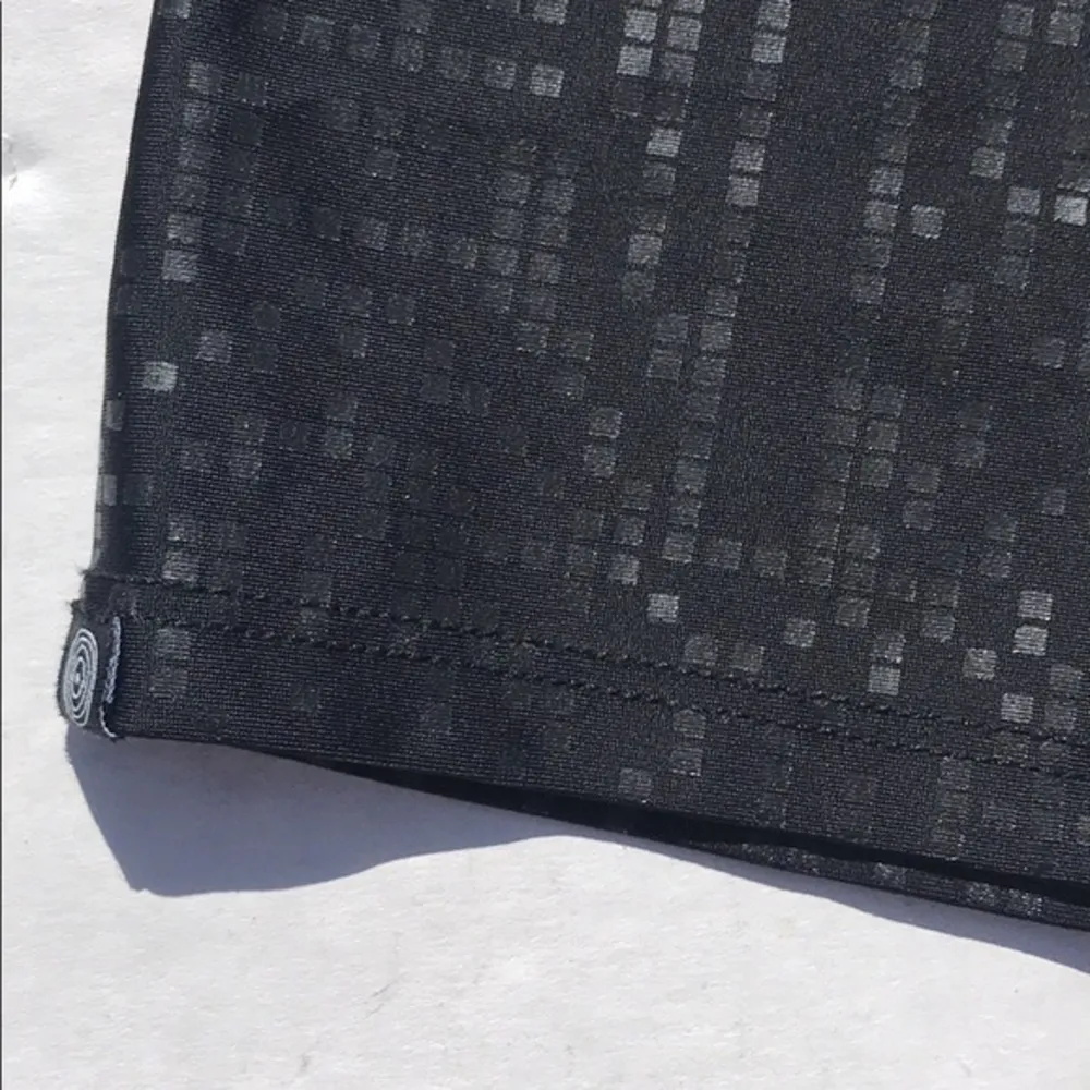 Onzie Black Crop Leggings with Gray Dot Print - Image 8