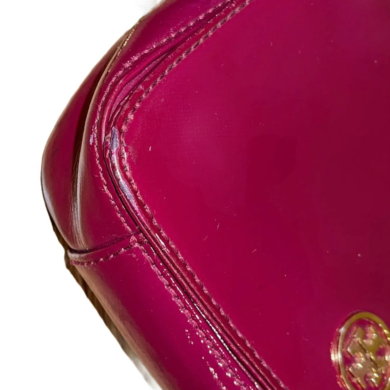 Tory Burch Robinson Crossbody Purse – Raspberry Pink with Gold Chain Strap - Image 8