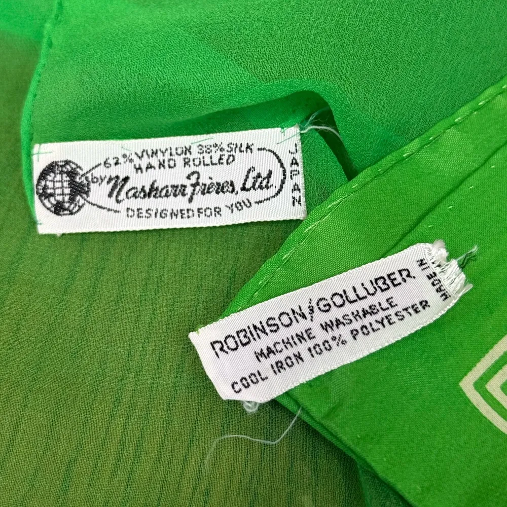Vintage Robinson Golluber & Nasharr Frères Green Silk Blend Scarves - Image 4