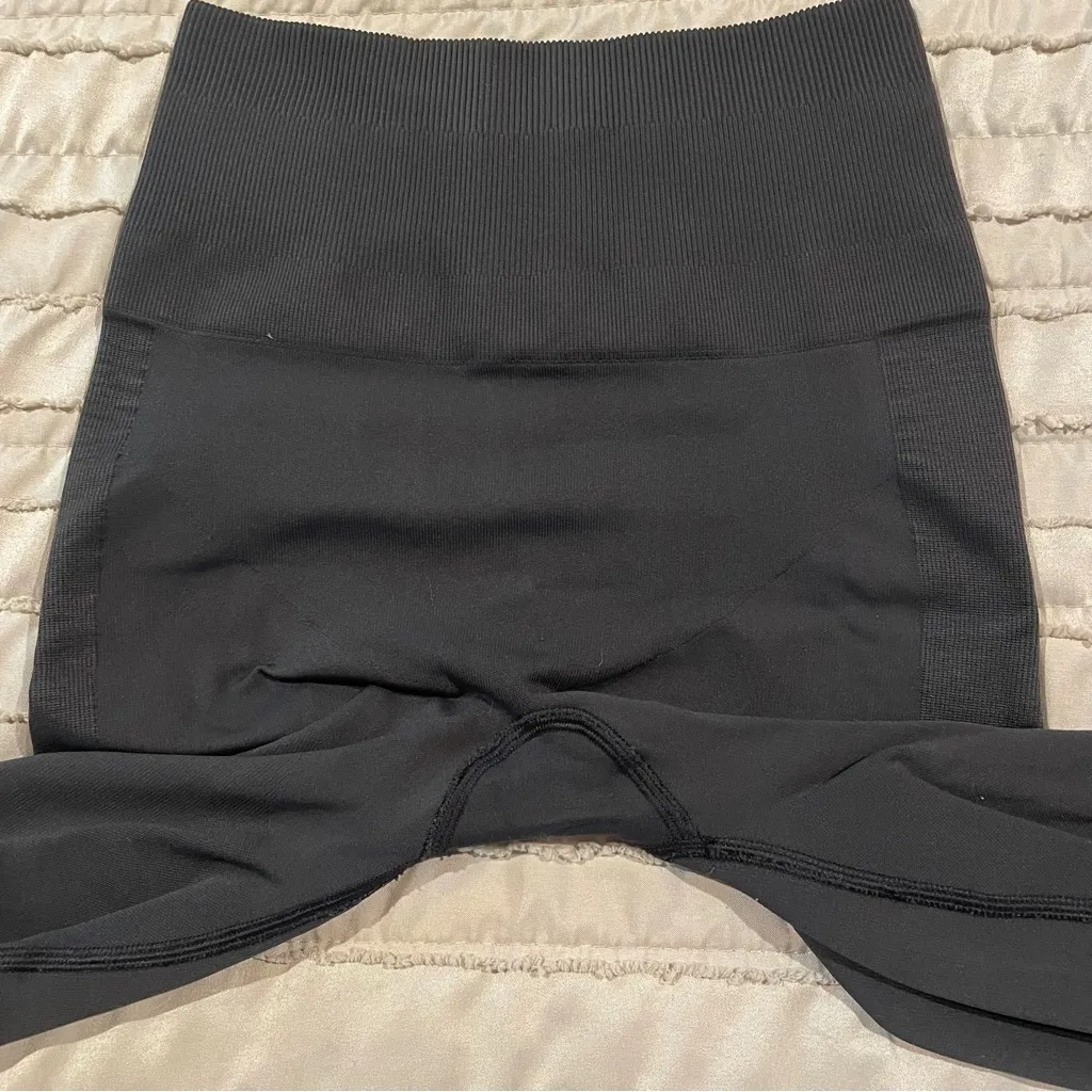 Lululemon Zone In Crop High Rise Activewear Workout Leggings 2 Black W6F11S - Image 4