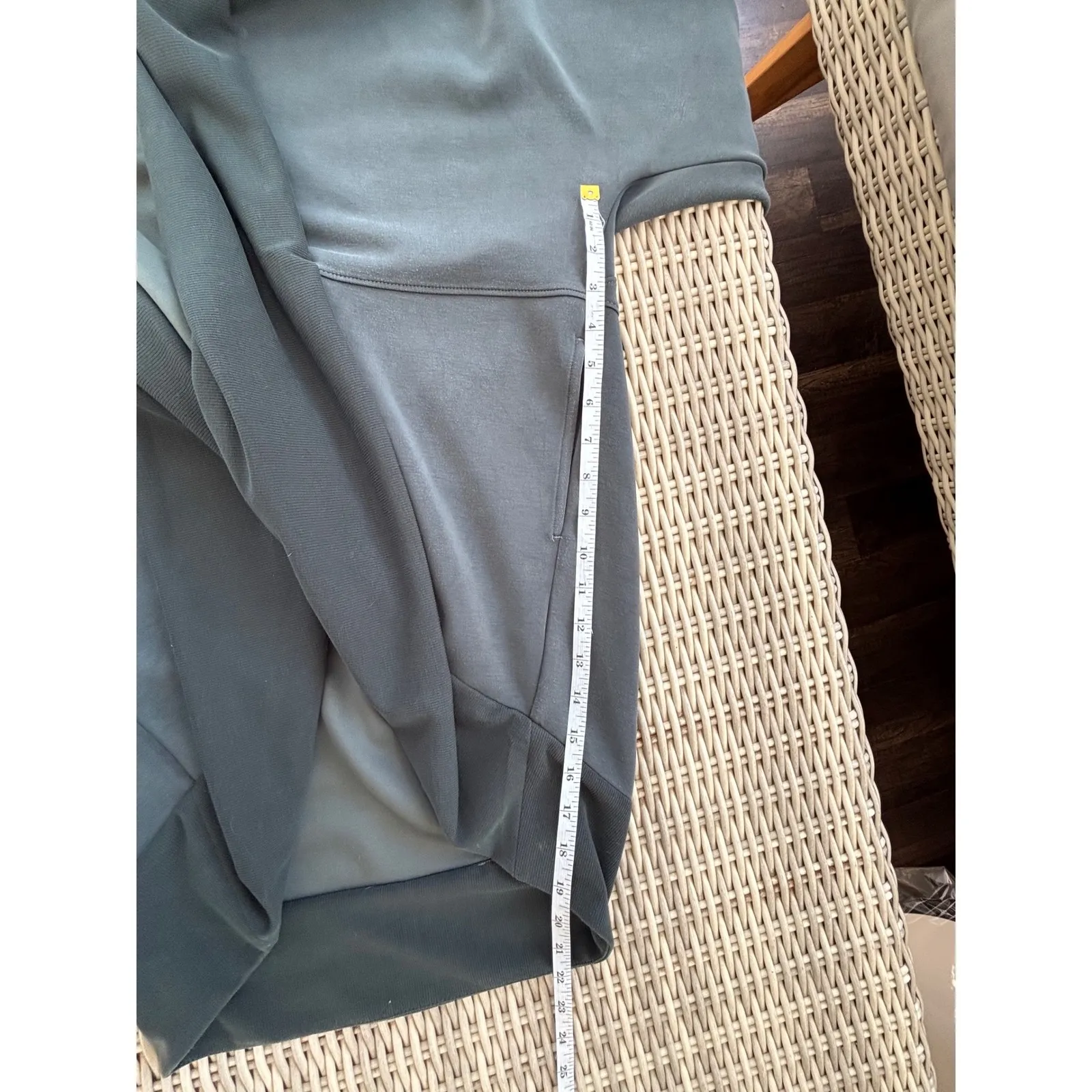 7 Diamonds Rev Throwover Cardigan XS/Small oversized Athleisure layered yoga Green Size undefined - Image 11