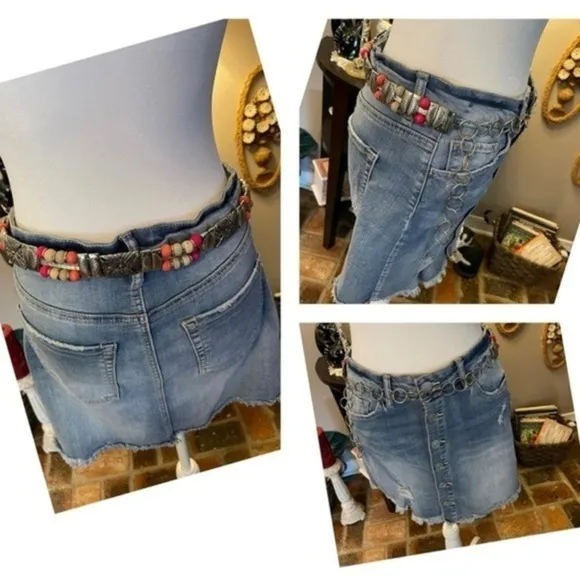 Silver tone concho style belt with pink & cream wooden beads. - Image 2