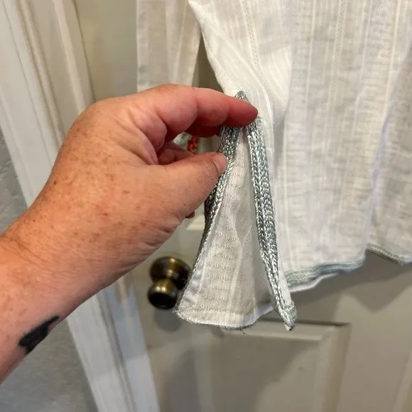 Trina Turk Tunic Top Beach Vacation Summer Resort Coastal‎ Grandma Small - Image 4