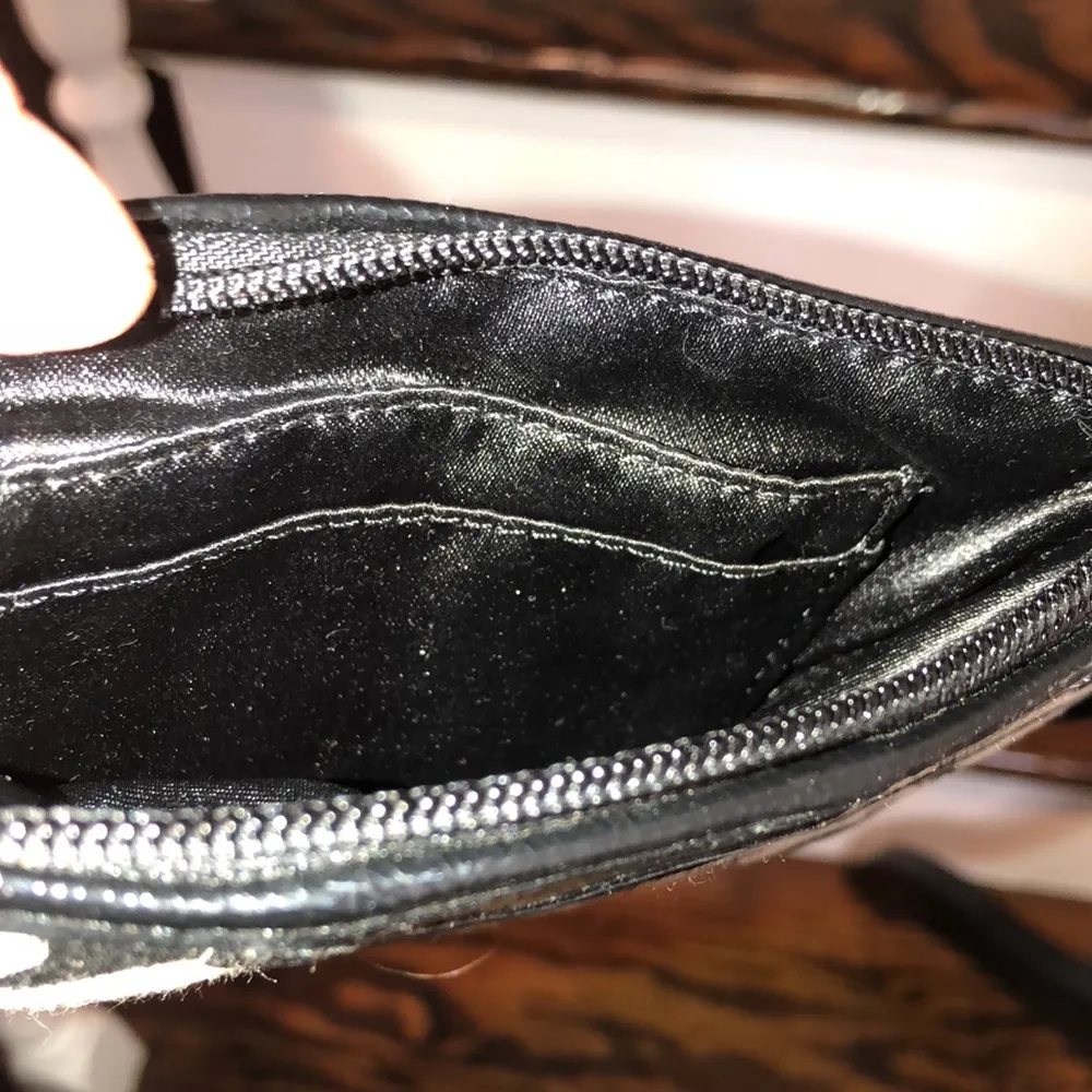 COACH Black Patent Leather Grey Canvas Jacquard Signature C Wristlet - Image 4