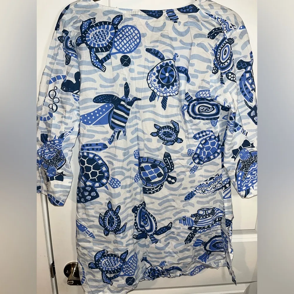Gretchen Scott Blue Cotton Tunic Top Sea Turtle Theme Side Slits Size Medium - Image 4