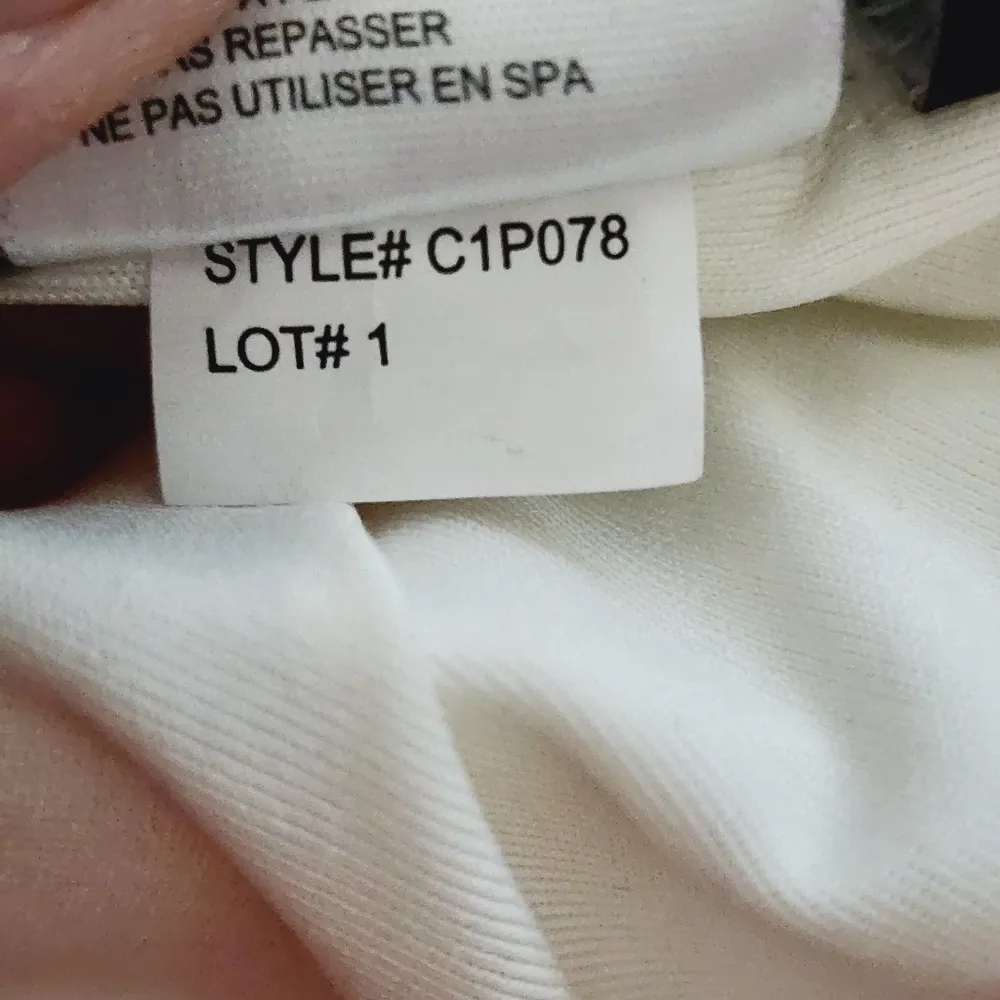 Carmen Marc Valvo botanical ruffle surplice halter one piece swimsuit size 8 - Image 9