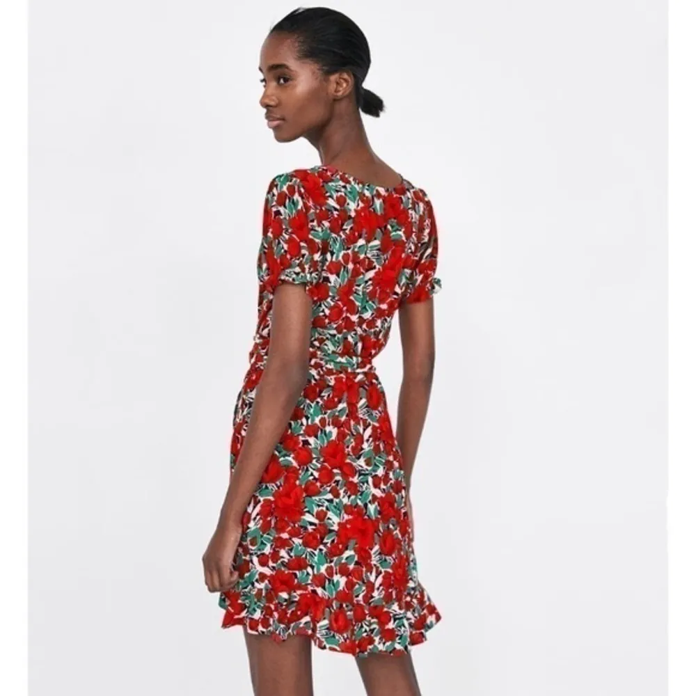 Zara Tulip Print Short Sleeve Wrap Dress Size S - Image 3
