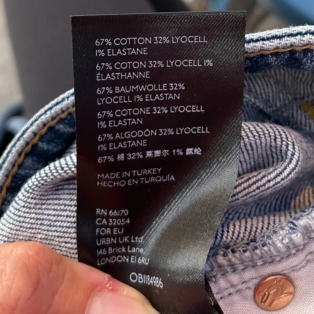 Free People Cuffed Slim Boyfriend Jean in‎ Mid Blue Size 26 - Image 6