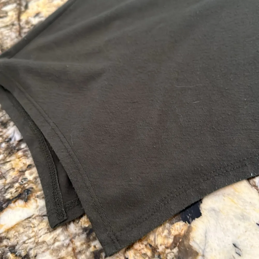 Cold shoulder flare shirt - Image 6