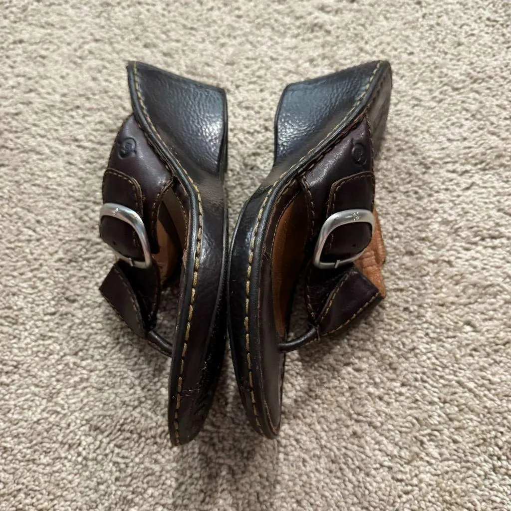 BORN Brown Leather Wedge Heel Sandals Women's Size 7 Adjustable Thong Style - Image 4