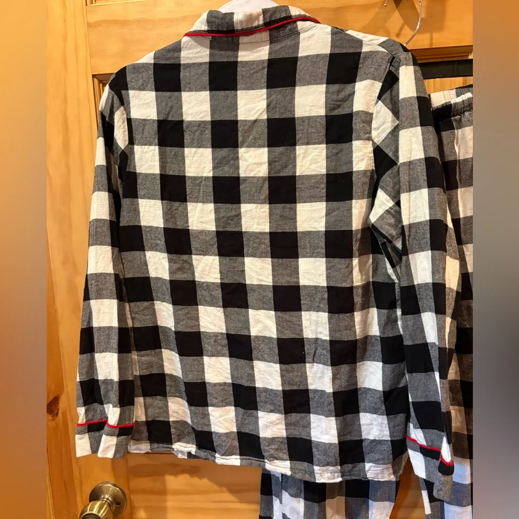 Wondershop Black and White buffalo check/red piping Pajama Set women’s XS - Image 3