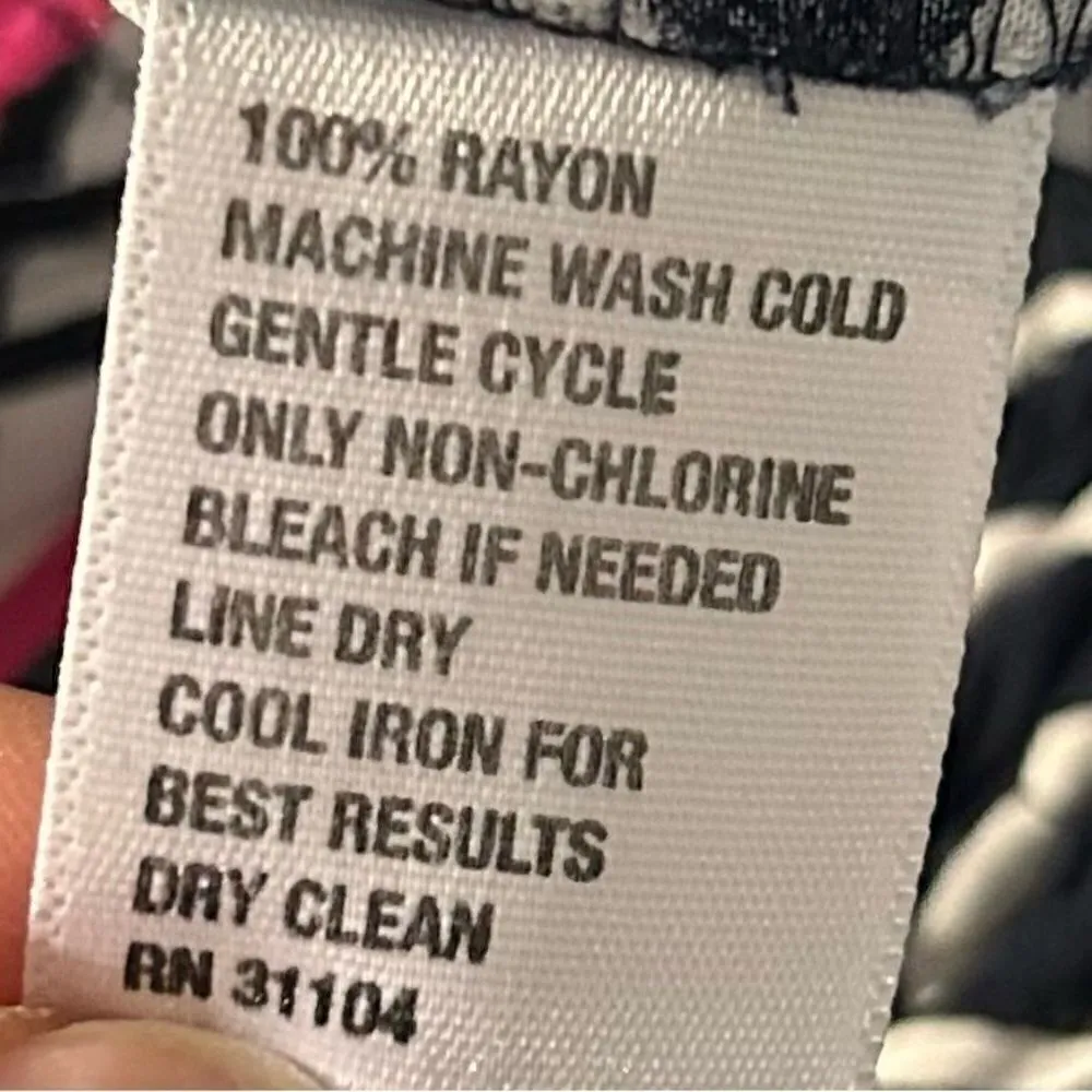 Crown & Ivy Rayon Print Black White Pull On Pants Size Medium - Image 8