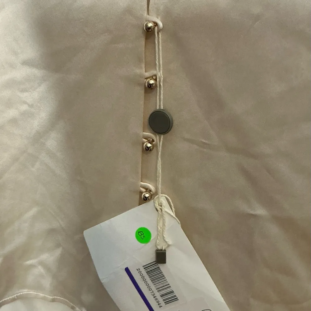 NICHOLAS Cream Satin Blouse with Belt White Size undefined - Image 6