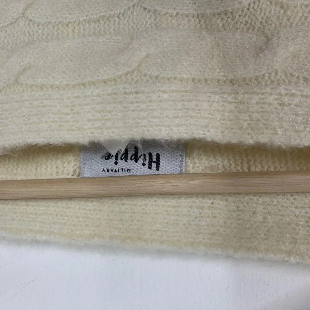 Military Hippie Cream Sweater Flower Pin Small / Medium NWT - Image 4