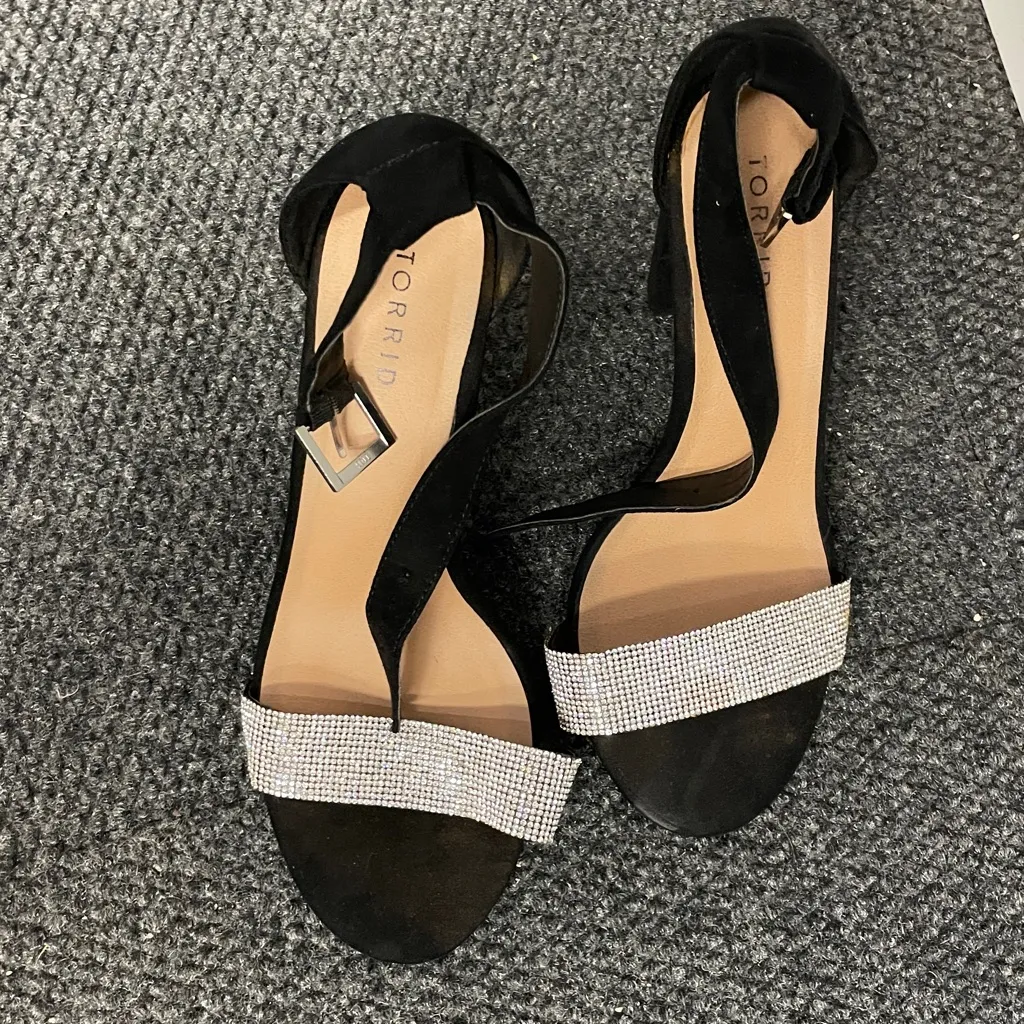 Torrid Black Rhinestone Black Heels Women's Shoes Size 9.5 Wide Sparkle Block - Image 2