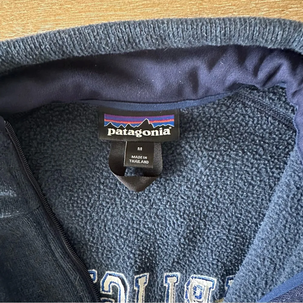 Patagonia Navy Quarter Zip Pull Over Sweater - Image 4