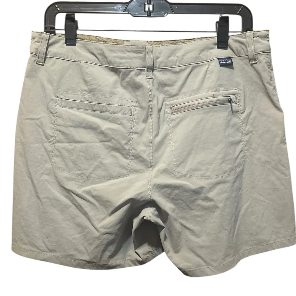 Patagonia Women's Quandary Shorts 5” Inseam Tan Size 10 - Image 4