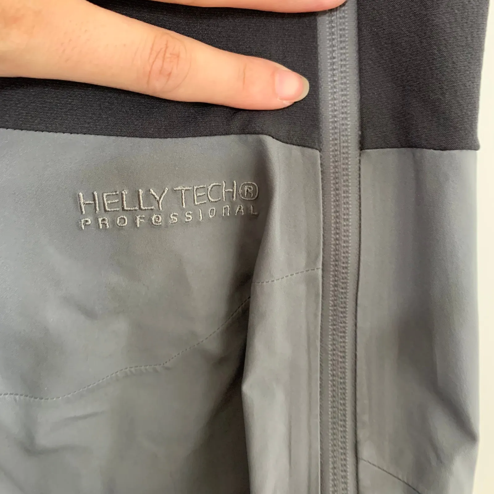 Helly Hansen HH Odin Mountain 3L Shell Bib Pants SnowPants Womens Medium - Image 5