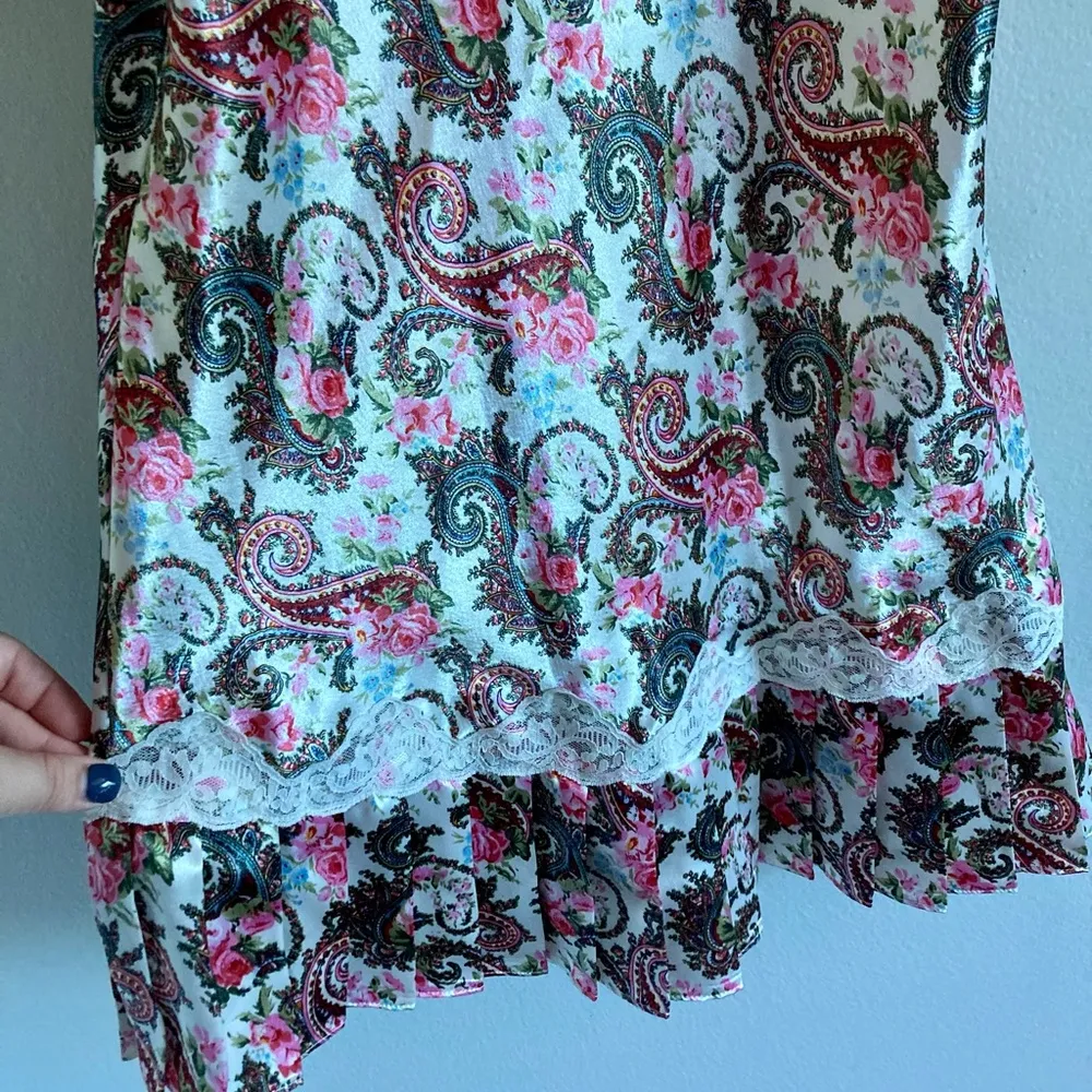 gold label vintage 80s Paisley Satin Pleated lace Slip Dress - Image 2