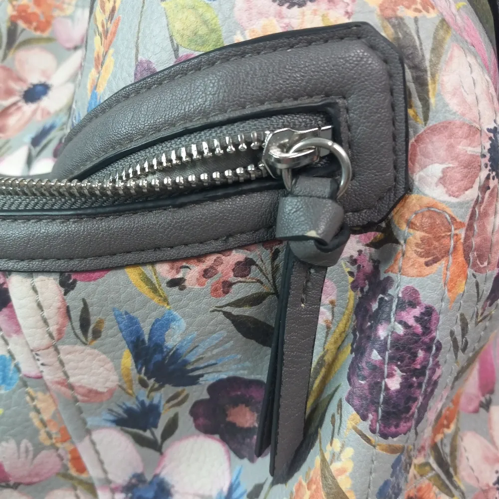 Rosetti M/L Springtime Floral Gray Women's Shoulder Bucket Bag - Image 6