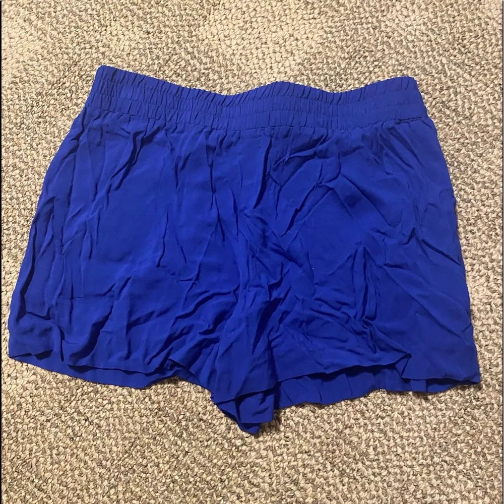 Womens Royal blue flowy shorts - Image 2