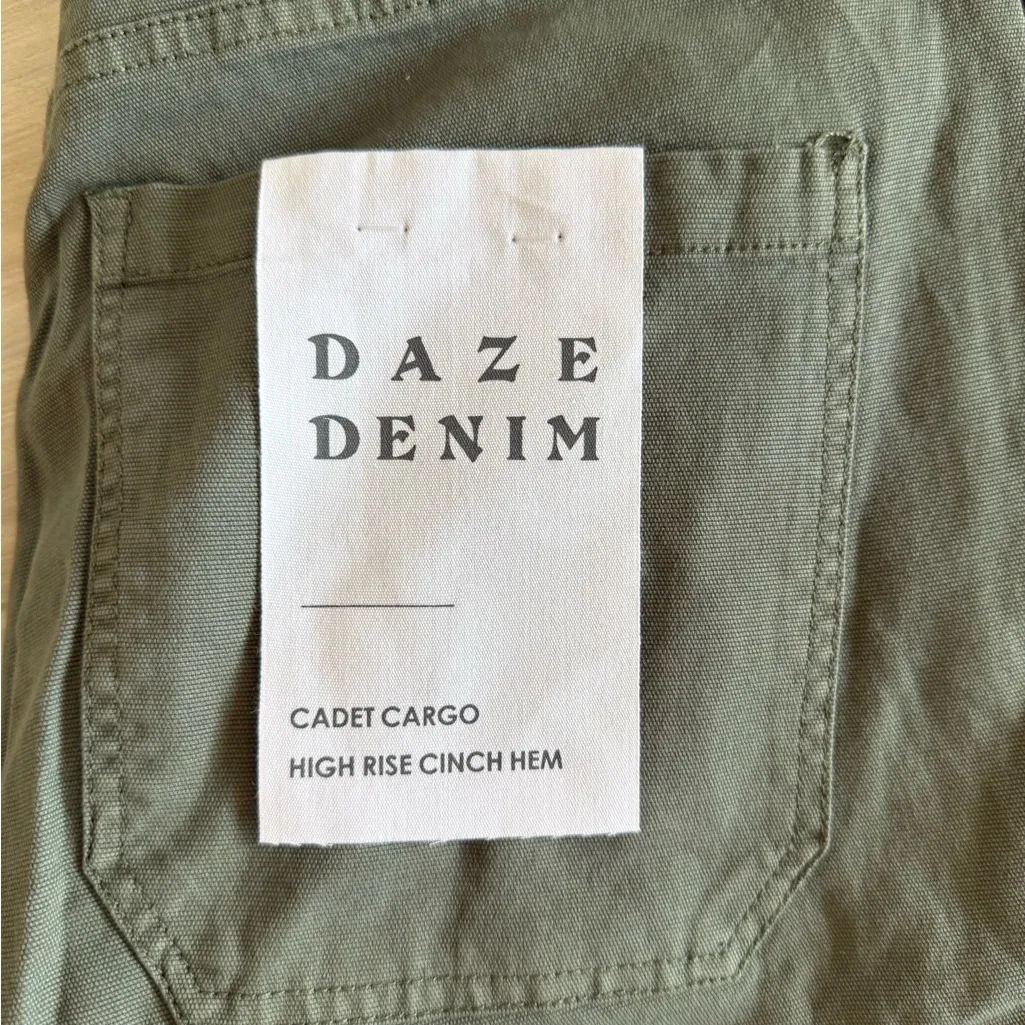 Daze Denim Cadet Cargo High Rise Cinch Hem Pants Green Size 30 NWT STITCH FIX - Image 7