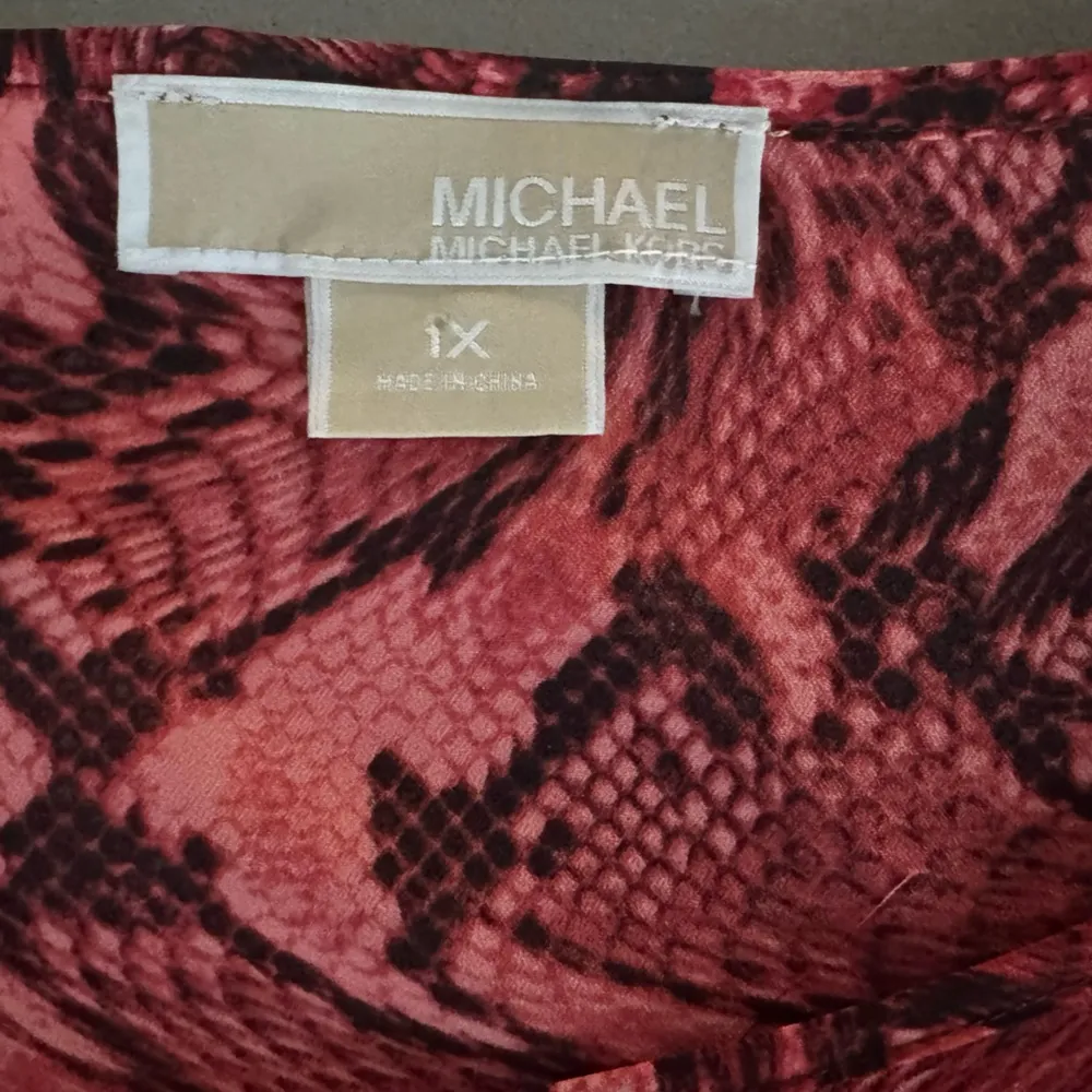 MICHAEL KORS, red snake and flame print buckle - Image 5