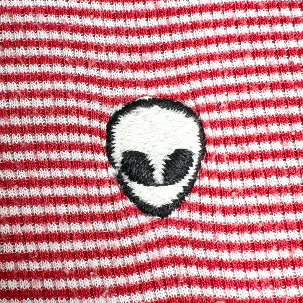 Brandy Melville Red & White Striped Alien Tee One Size Stretch Cropped Casual - Image 2