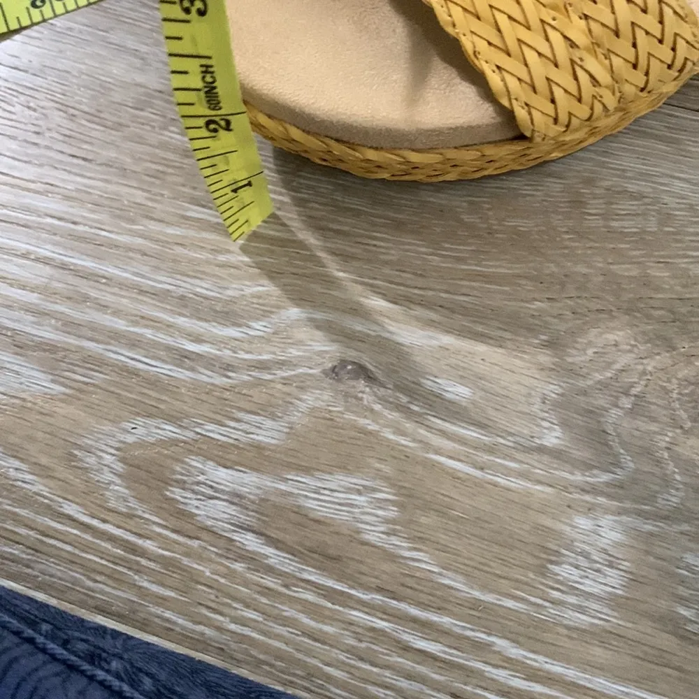 Anne Klein-Akzala Casual Slides EUC - Image 8